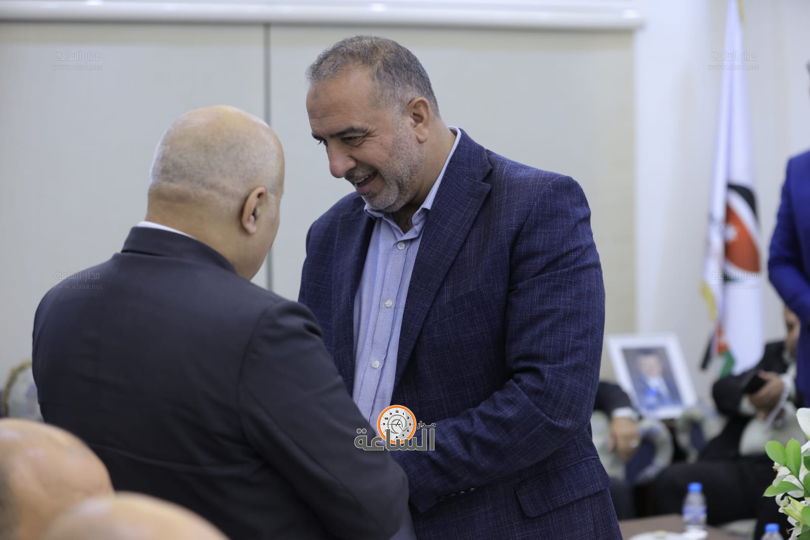 Madar Al-Saa Images 0.28599544993749504