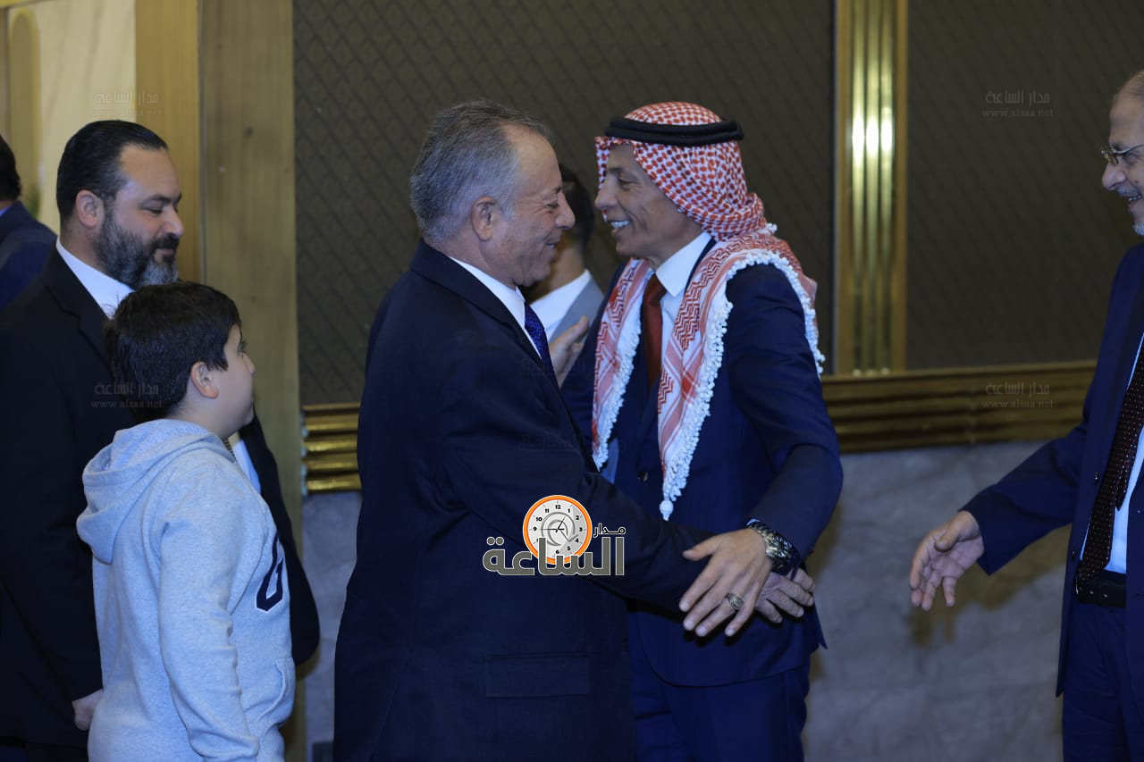 Madar Al-Saa Images 0.5453017070624553