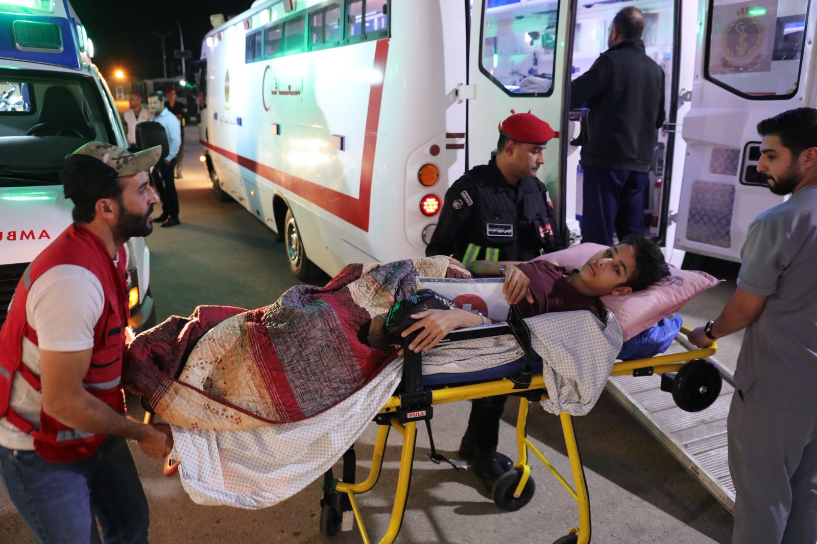 Madar Al-Saa Images 0.8073414679553809