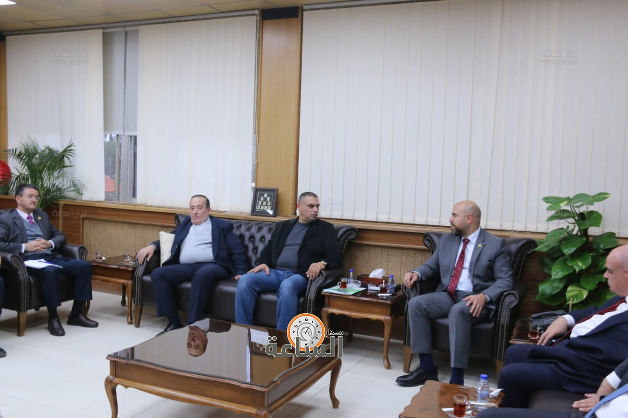 Madar Al-Saa Images 0.6729796977254242