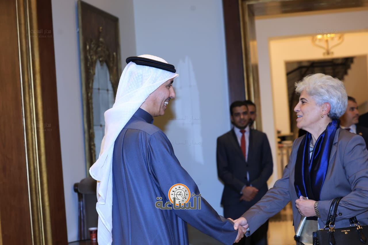 Madar Al-Saa Images 0.7176386916891242