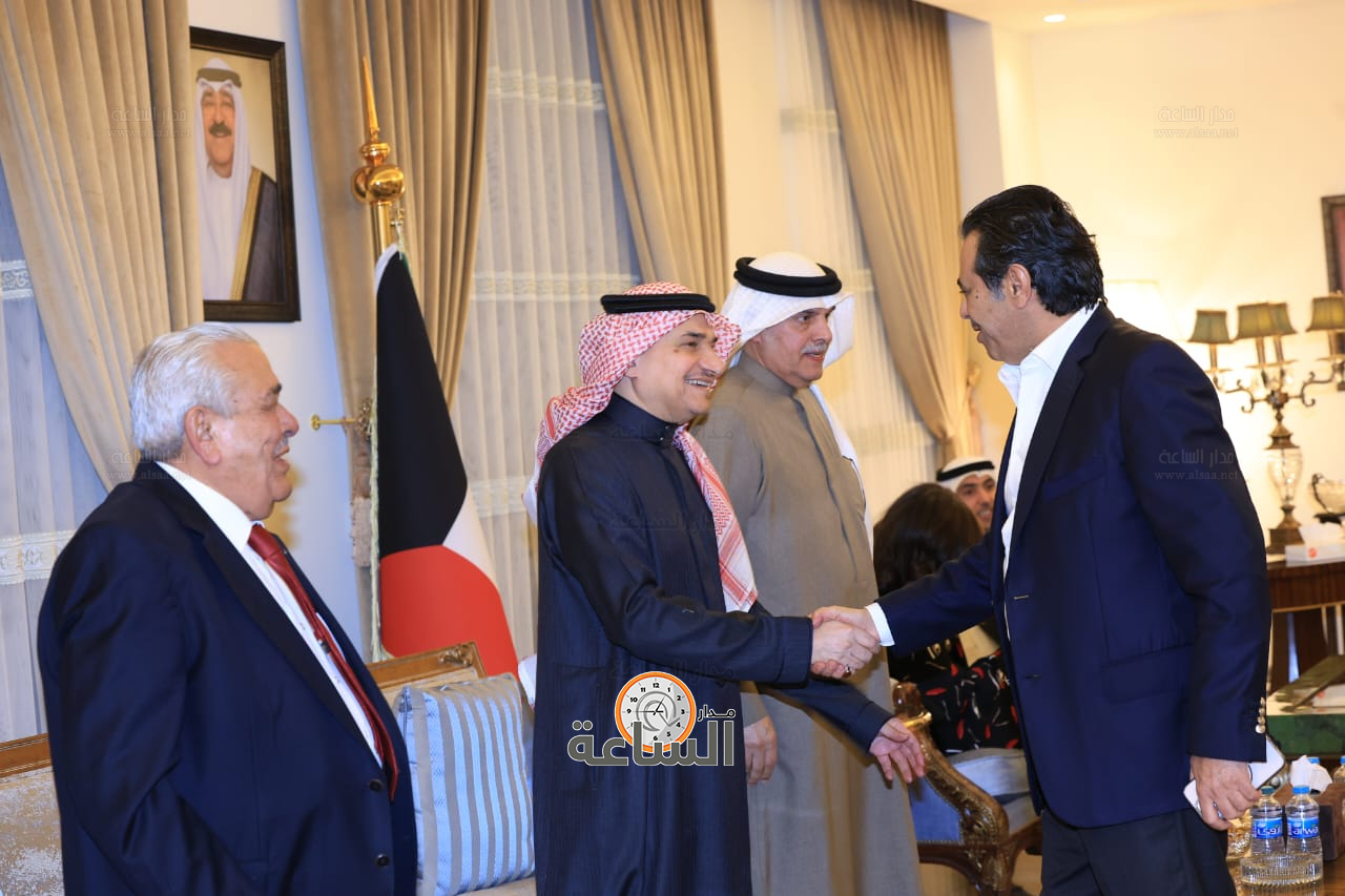 Madar Al-Saa Images 0.046637128734598465