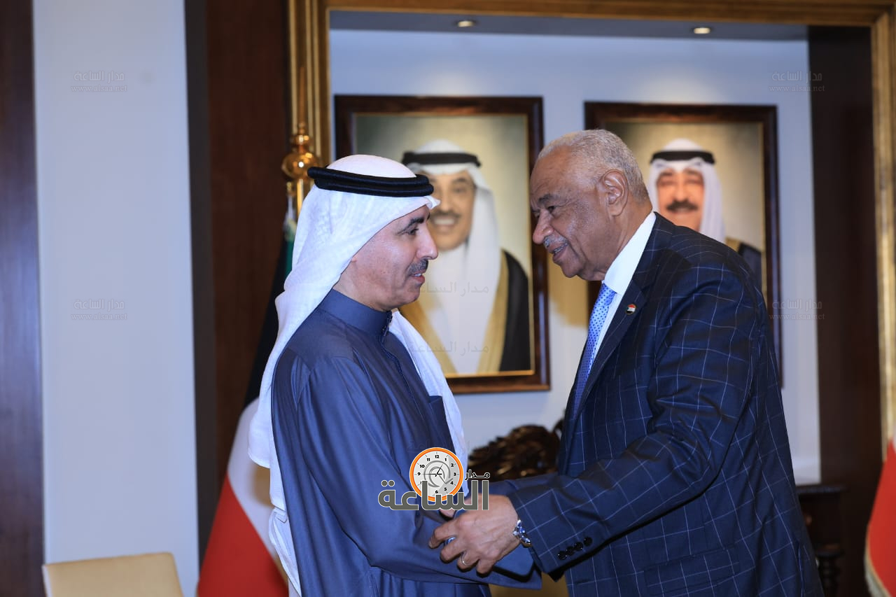 Madar Al-Saa Images 0.6469331393907398