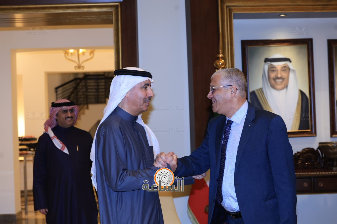 Madar Al-Saa Images 0.6491839017827282