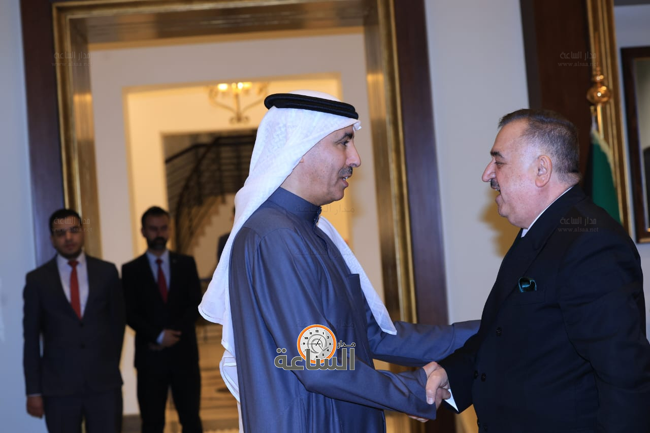 Madar Al-Saa Images 0.6578415019952409