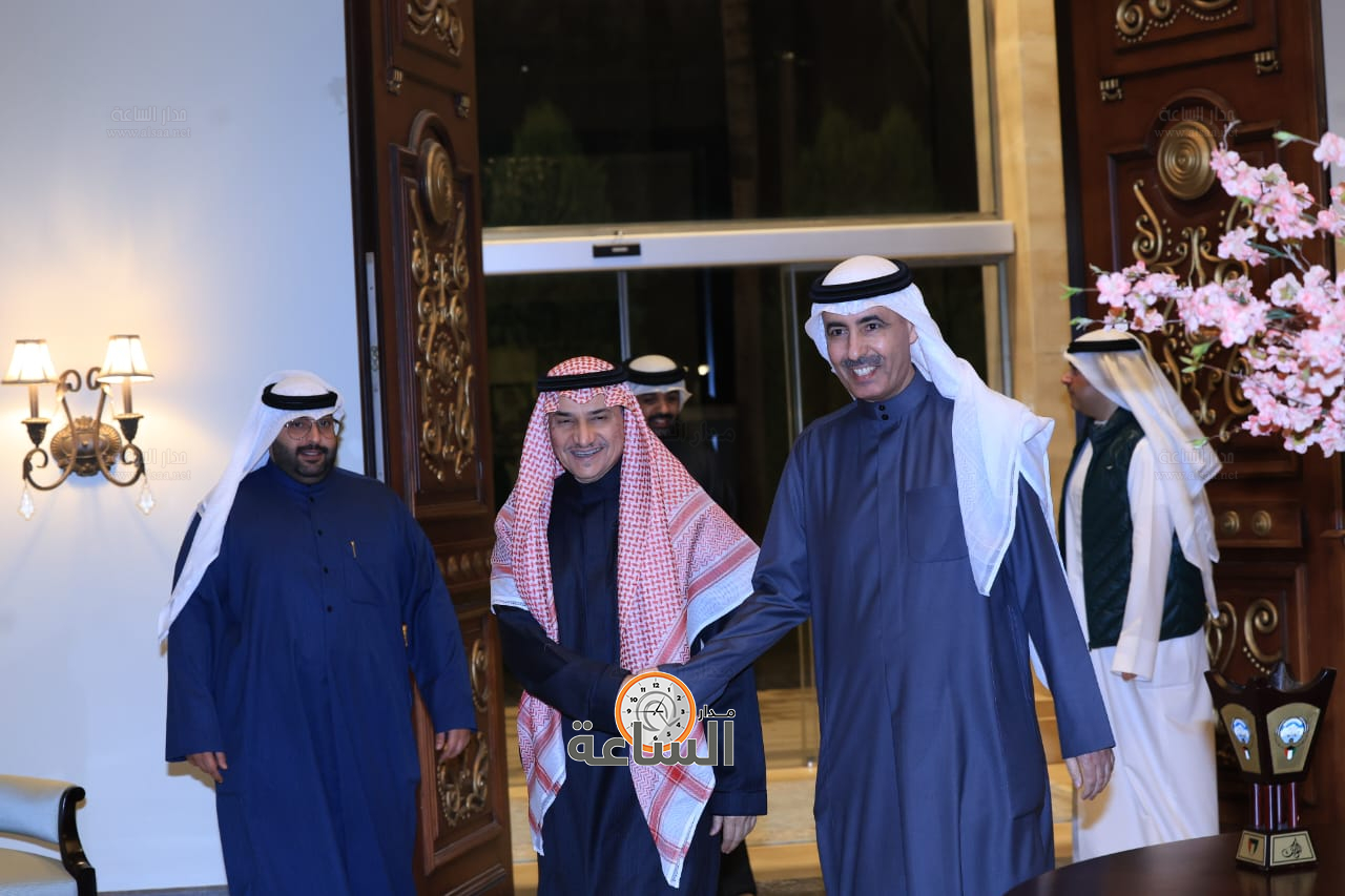 Madar Al-Saa Images 0.526151861736585