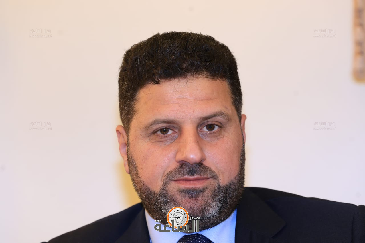 Madar Al-Saa Images 0.6181772305912778