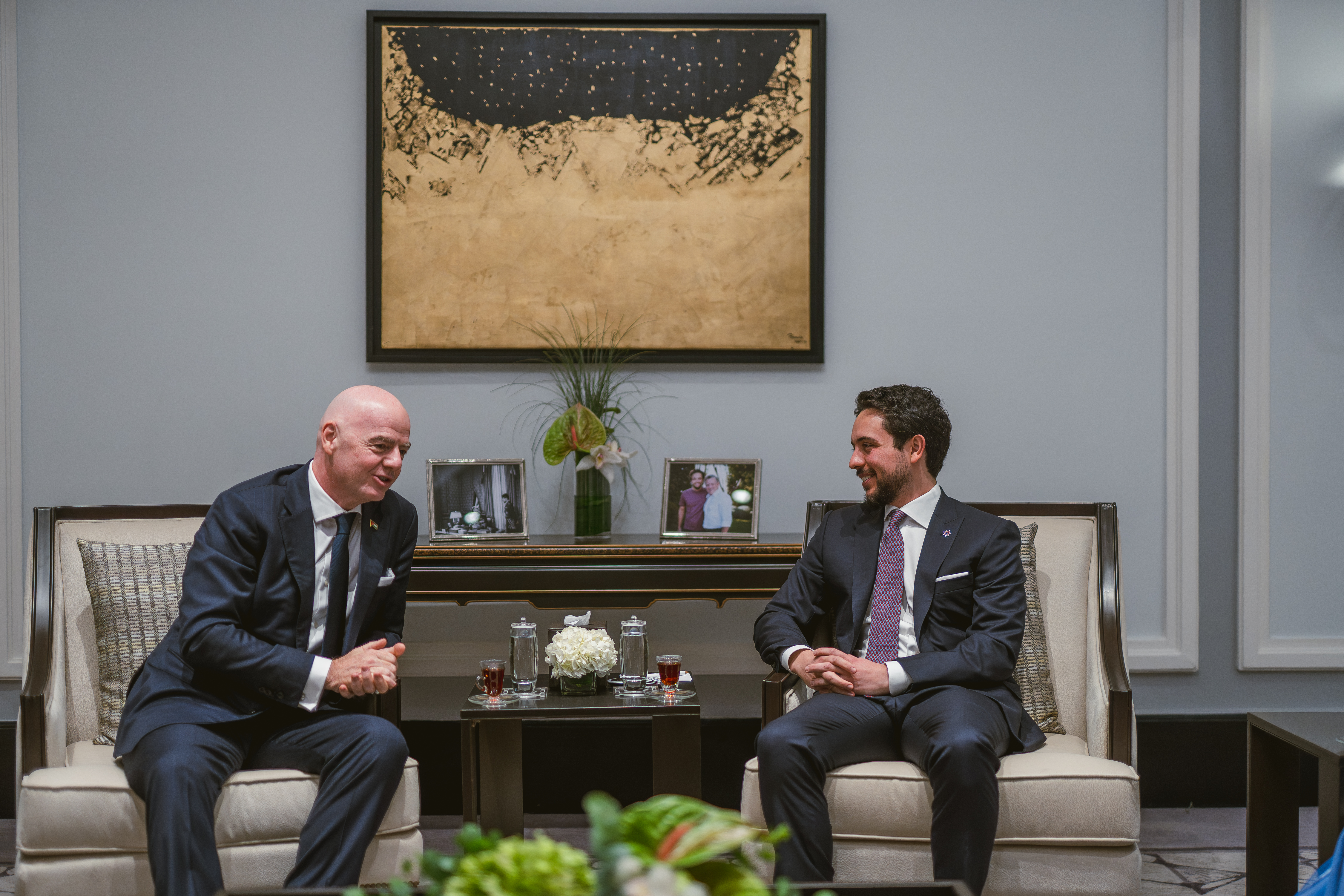 Madar Al-Saa Images 0.14372664356135856