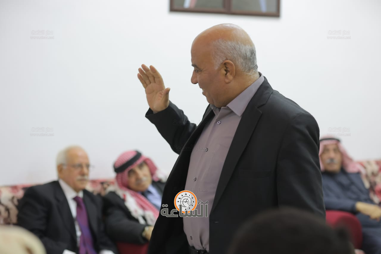 Madar Al-Saa Images 0.4370993551426451