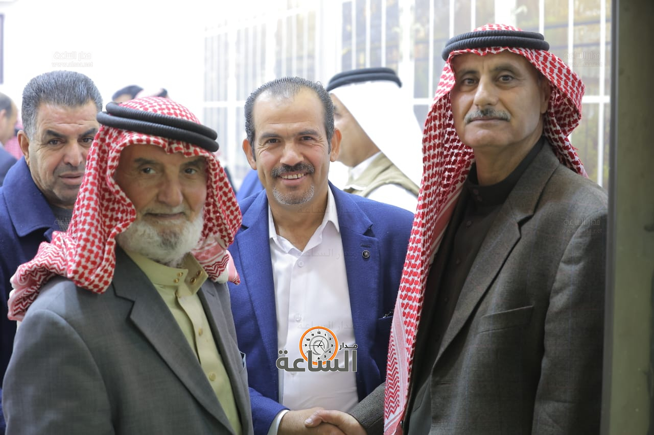 Madar Al-Saa Images 0.9311150804379926