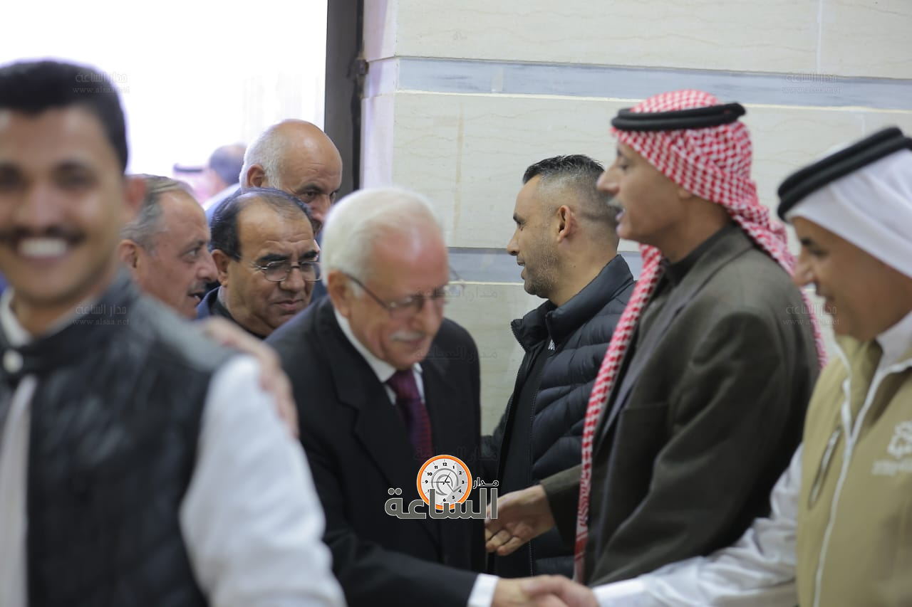 Madar Al-Saa Images 0.3910669210955723