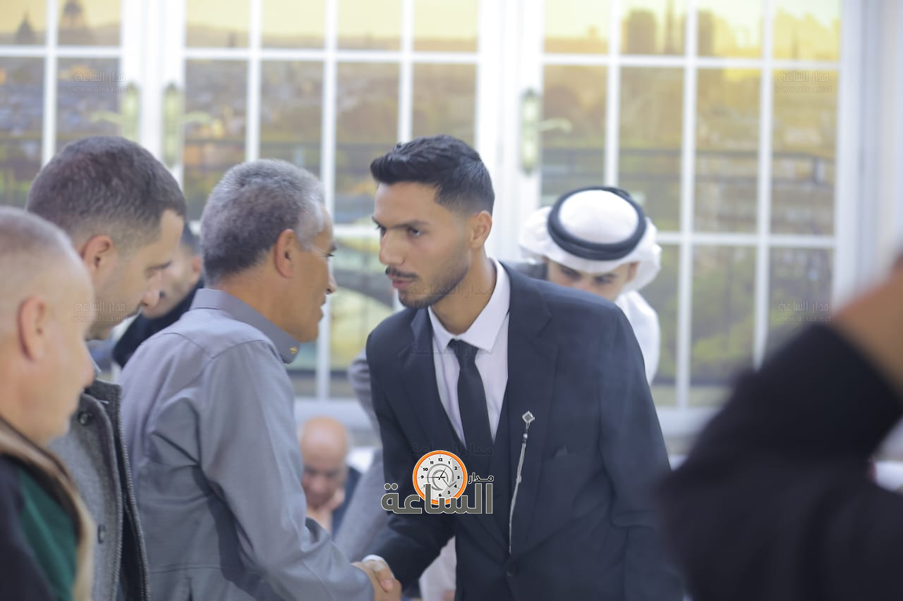 Madar Al-Saa Images 0.4882514666590042