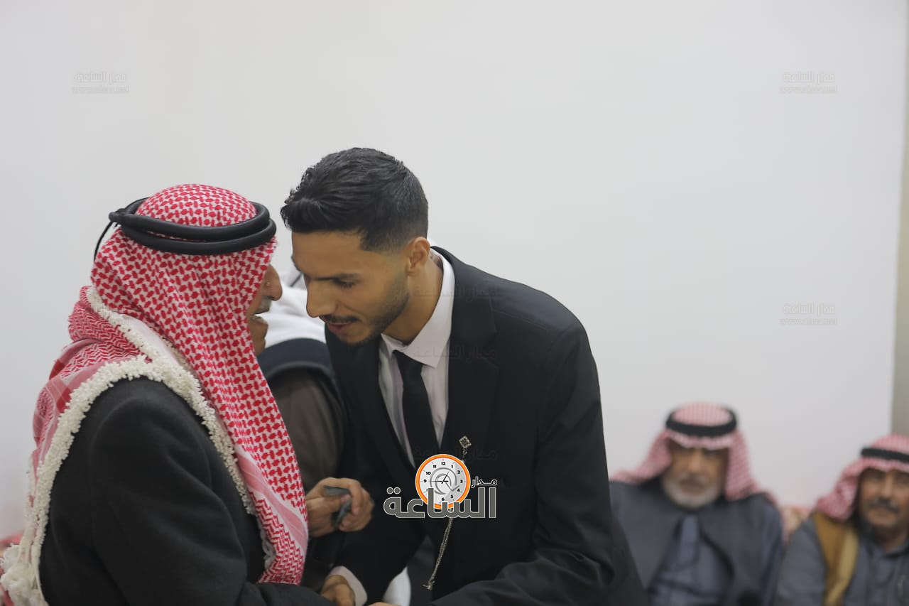 Madar Al-Saa Images 0.9892648236965542