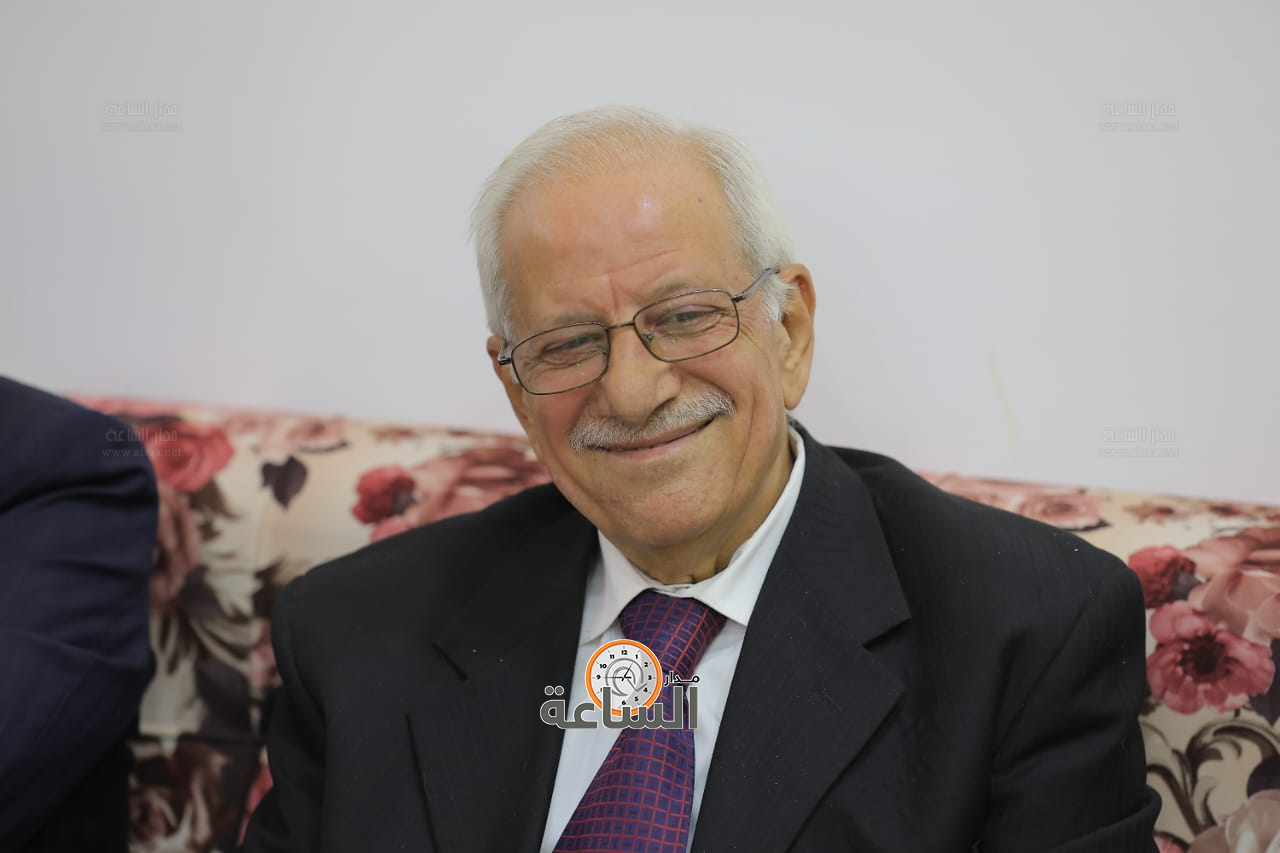 Madar Al-Saa Images 0.1492534063648312