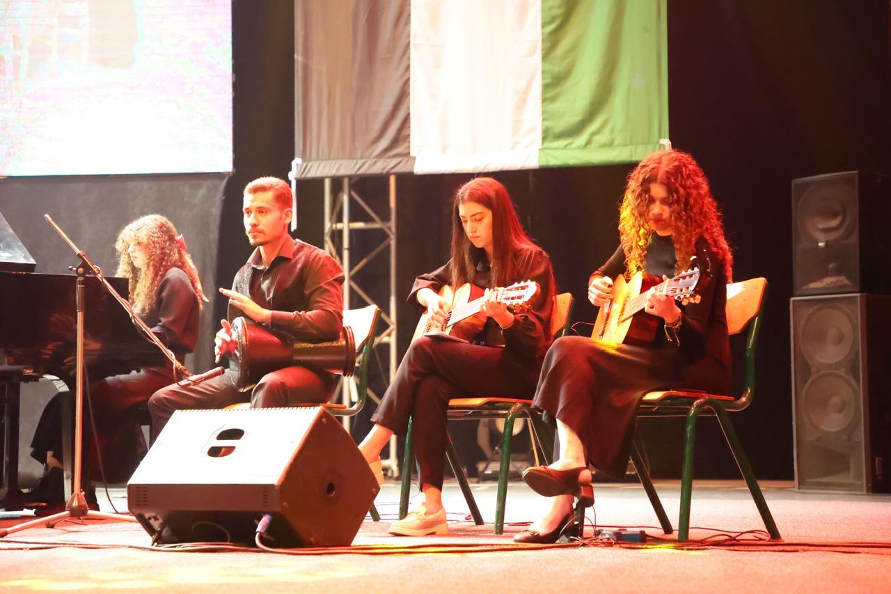 Madar Al-Saa Images 0.8247613985152339