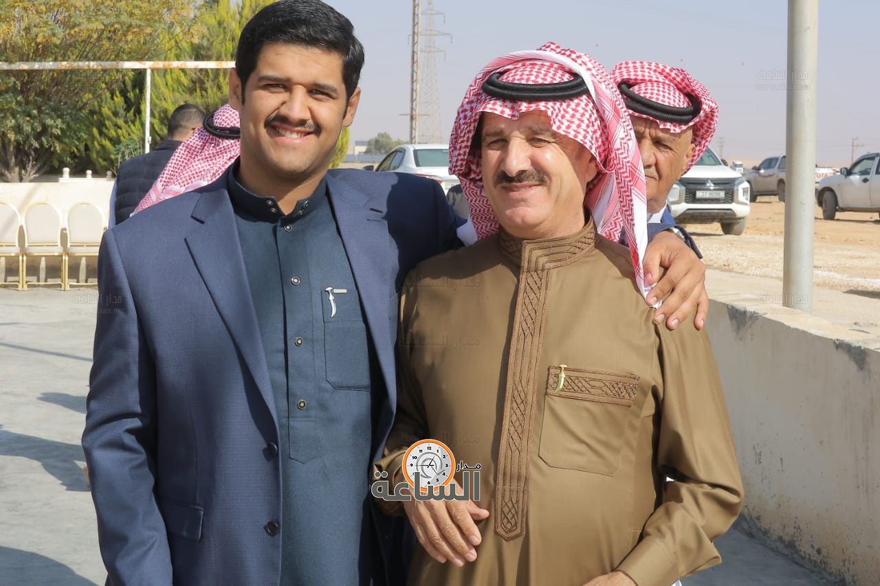 Madar Al-Saa Images 0.44285194189605426