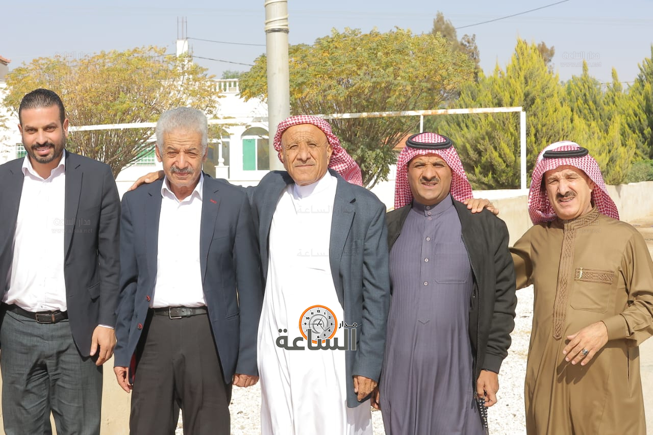 Madar Al-Saa Images 0.34285824144780763