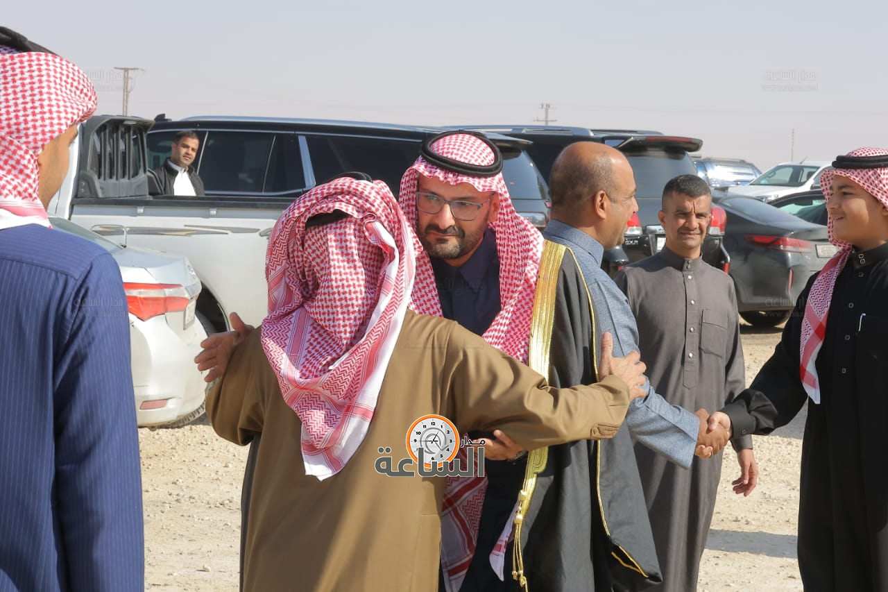 Madar Al-Saa Images 0.9179591443835657