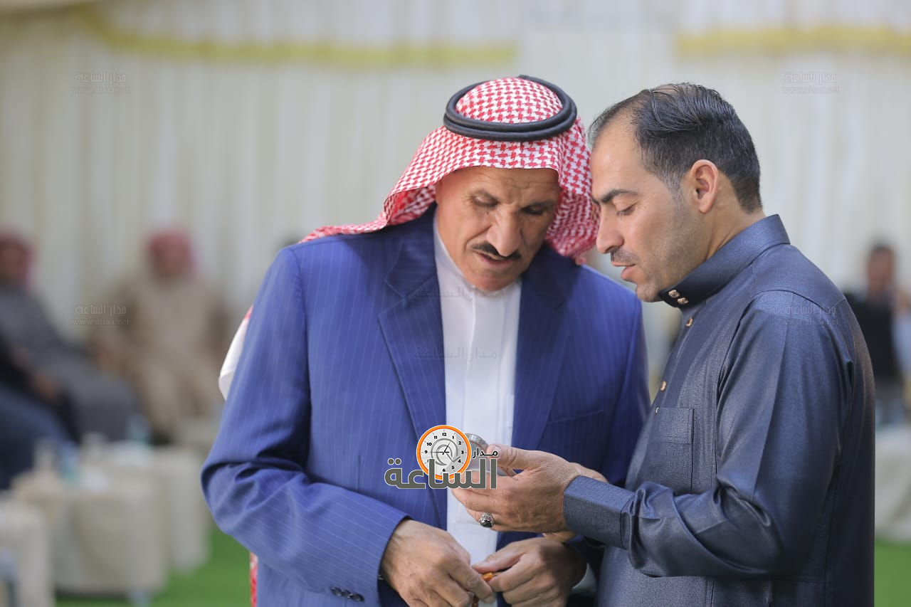 Madar Al-Saa Images 0.433015171712106