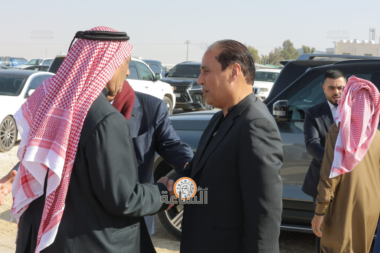 Madar Al-Saa Images 0.38812111058913523