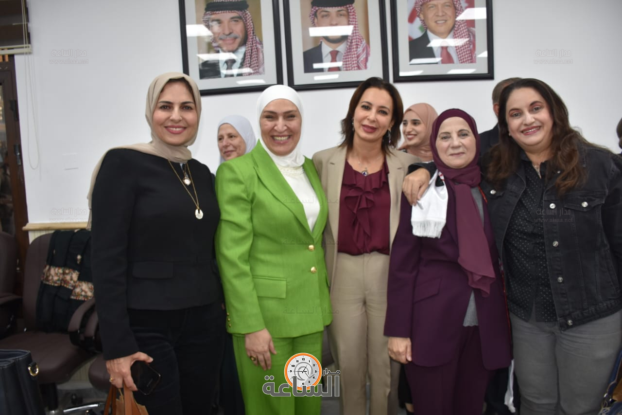 Madar Al-Saa Images 0.5133426995225596