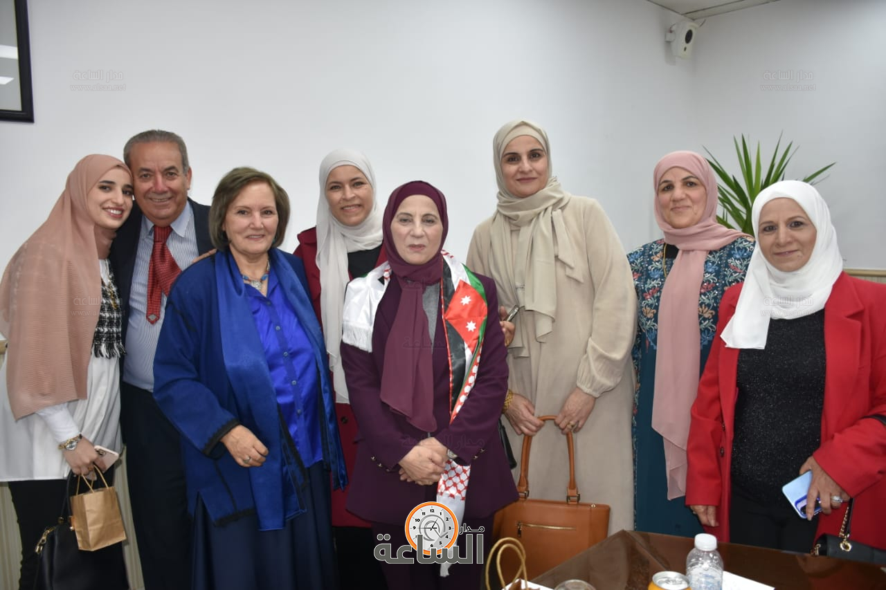 Madar Al-Saa Images 0.22279240563634495