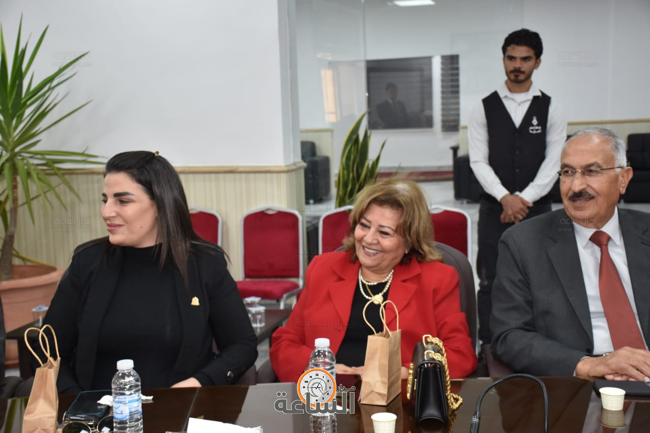 Madar Al-Saa Images 0.9043753765205462