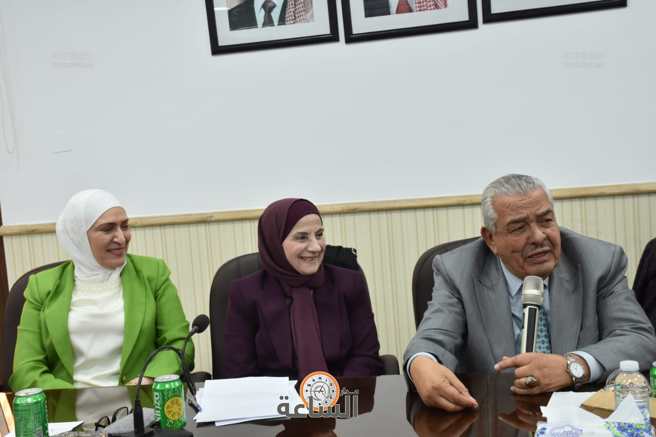 Madar Al-Saa Images 0.14359458368066091