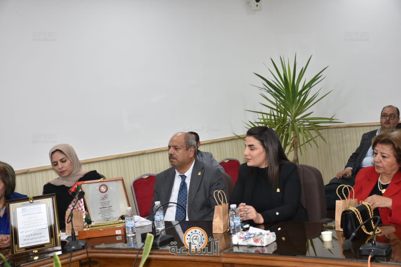 Madar Al-Saa Images 0.23879420579592414