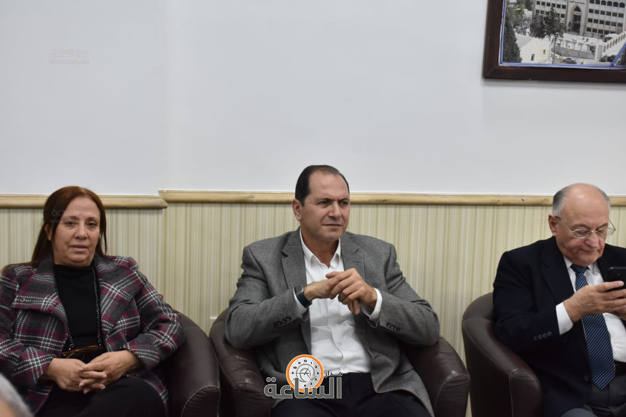 Madar Al-Saa Images 0.2546364574786496