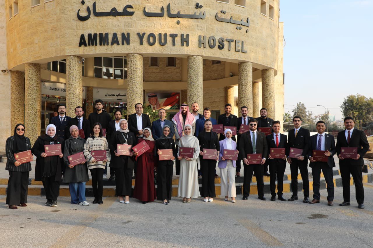 Madar Al-Saa Images 0.7440756395003693