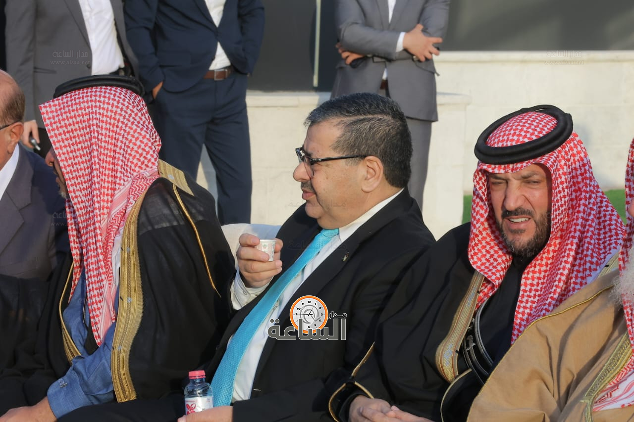 Madar Al-Saa Images 0.4841737408399168