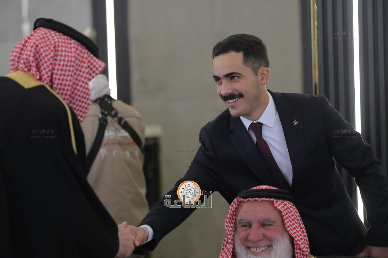 Madar Al-Saa Images 0.5499529810884238