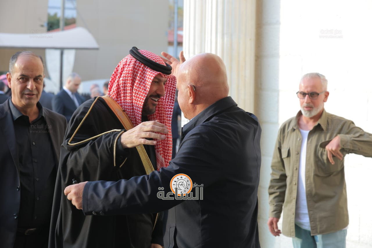 Madar Al-Saa Images 0.2708320280940514