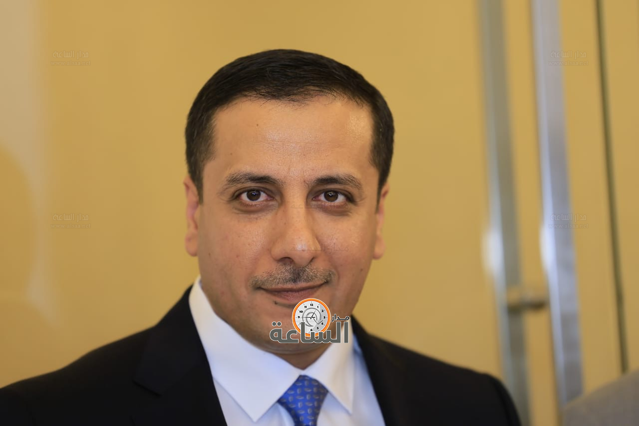 Madar Al-Saa Images 0.9985527682072046