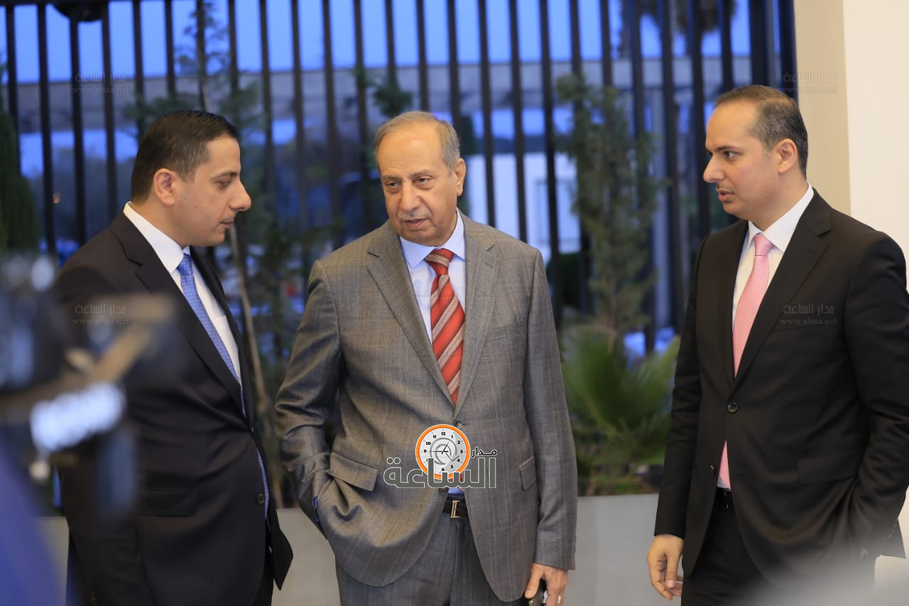 Madar Al-Saa Images 0.6043290169216553