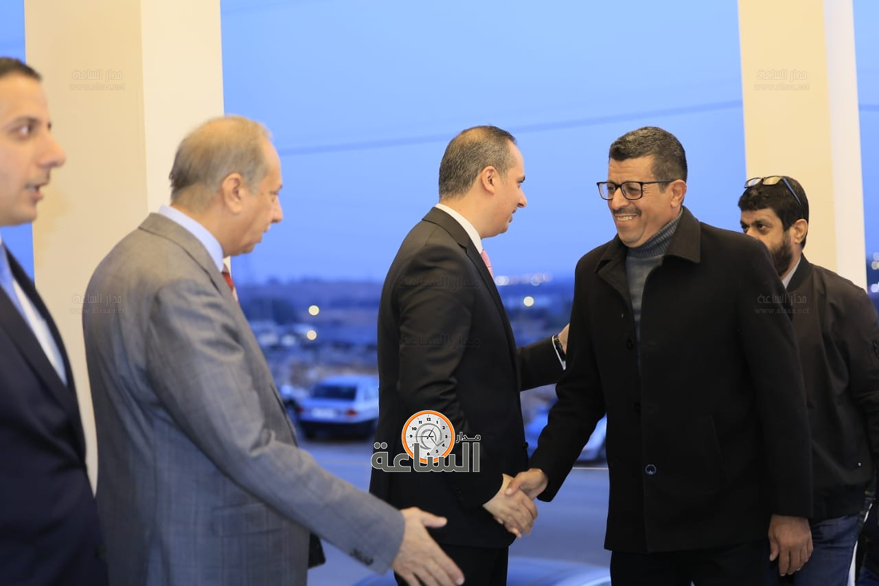 Madar Al-Saa Images 0.2824904943677281