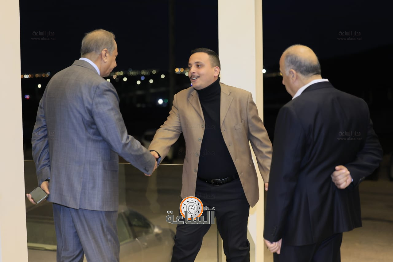 Madar Al-Saa Images 0.039993301739058684