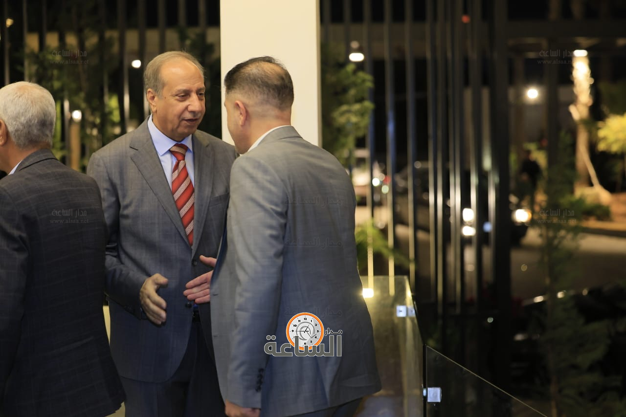 Madar Al-Saa Images 0.21157335664092136