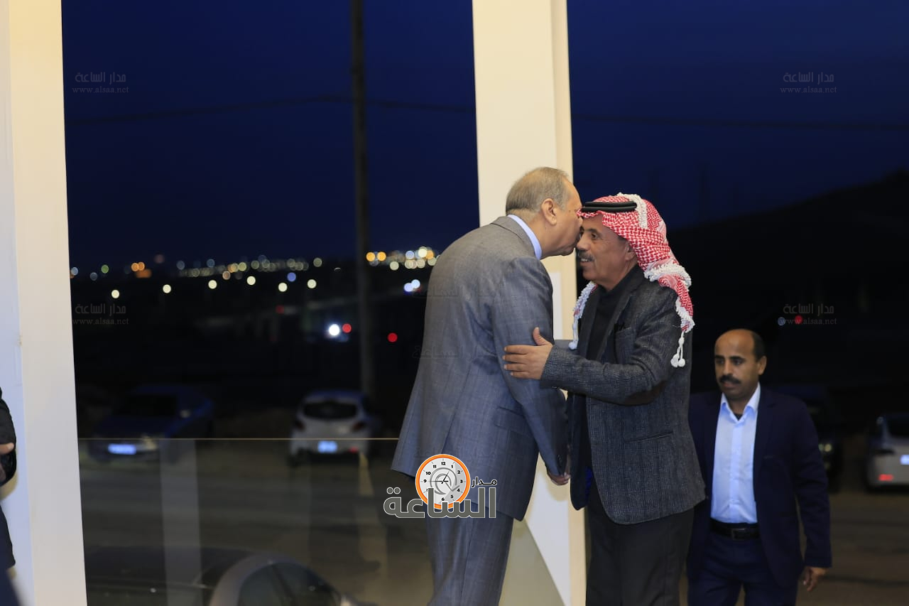 Madar Al-Saa Images 0.5776805672582703