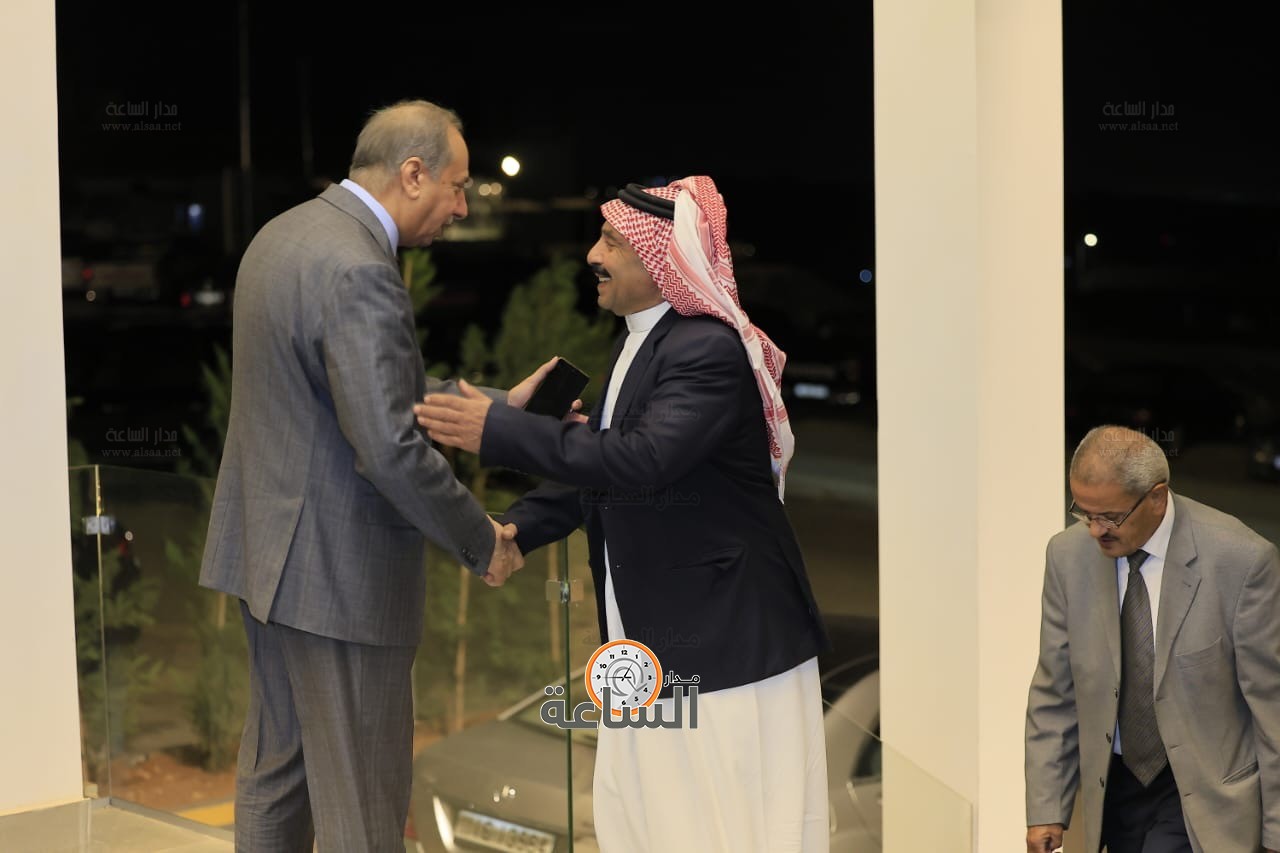 Madar Al-Saa Images 0.9748140012257049