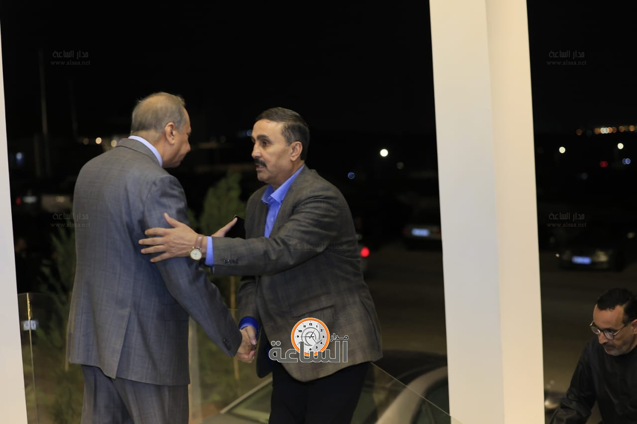 Madar Al-Saa Images 0.5167243817490049