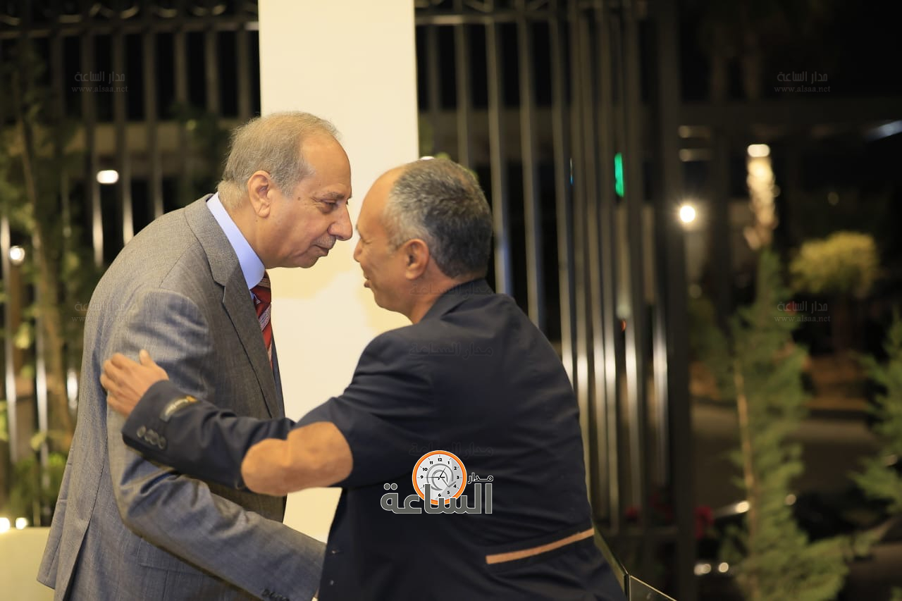 Madar Al-Saa Images 0.09047181207297528