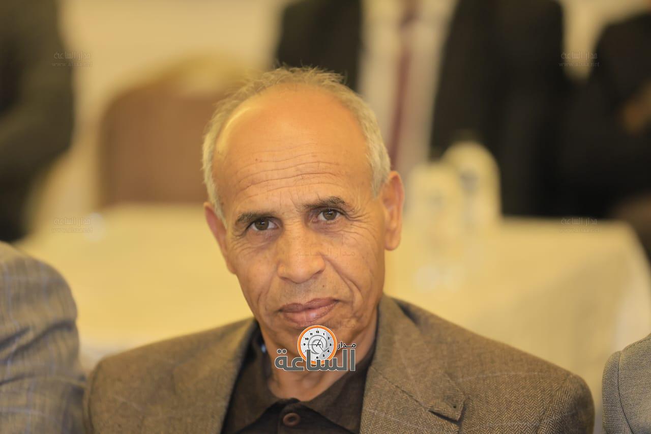 Madar Al-Saa Images 0.25880447571288134