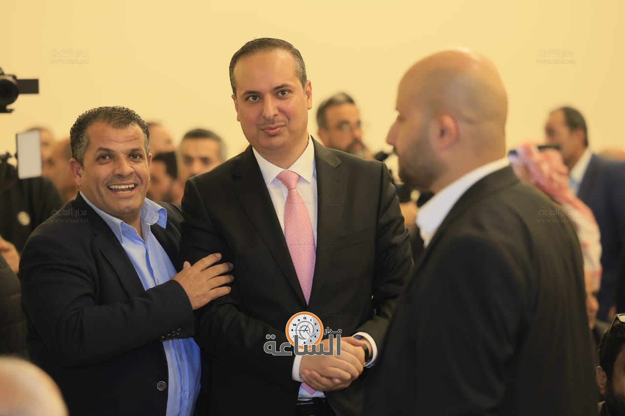 Madar Al-Saa Images 0.40403647915284746