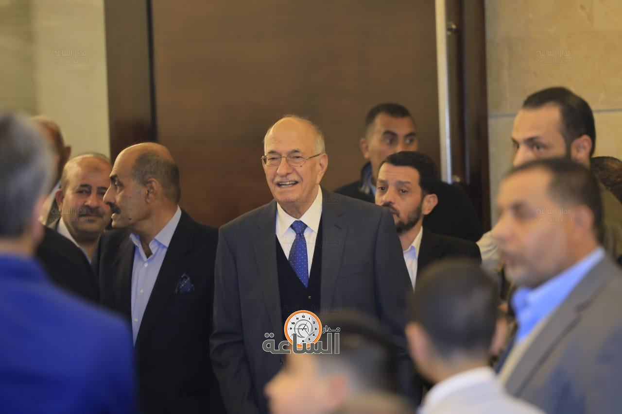 Madar Al-Saa Images 0.6541520685840235