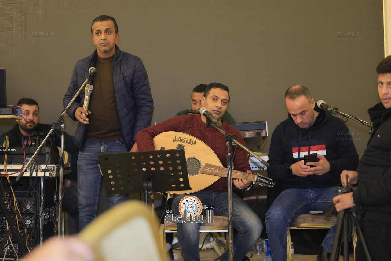 Madar Al-Saa Images 0.31925451055396437