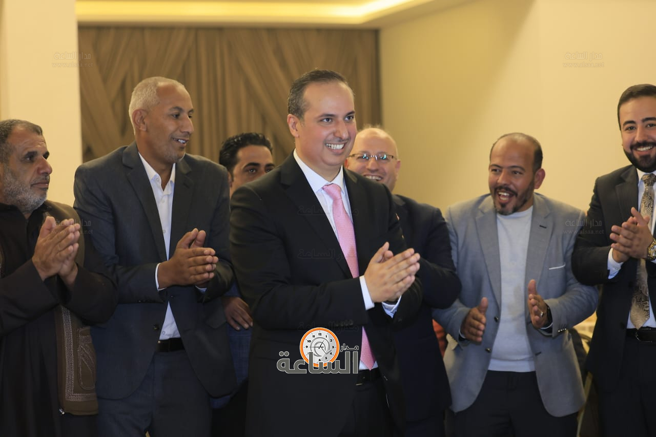 Madar Al-Saa Images 0.4126123750175257