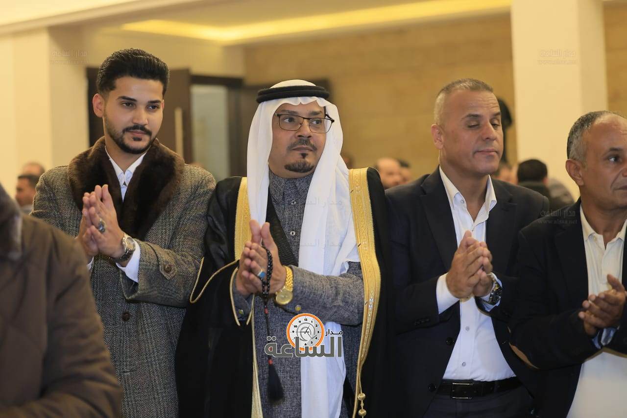 Madar Al-Saa Images 0.16086868769592433