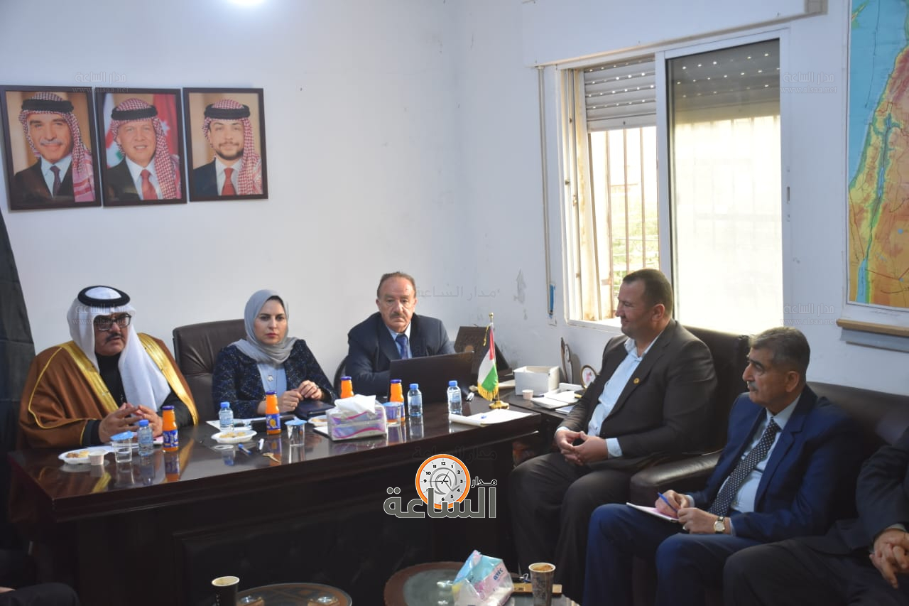 Madar Al-Saa Images 0.388662583122386